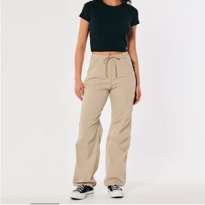 Hollister Ultra High Rise Baggy Parachute Pants